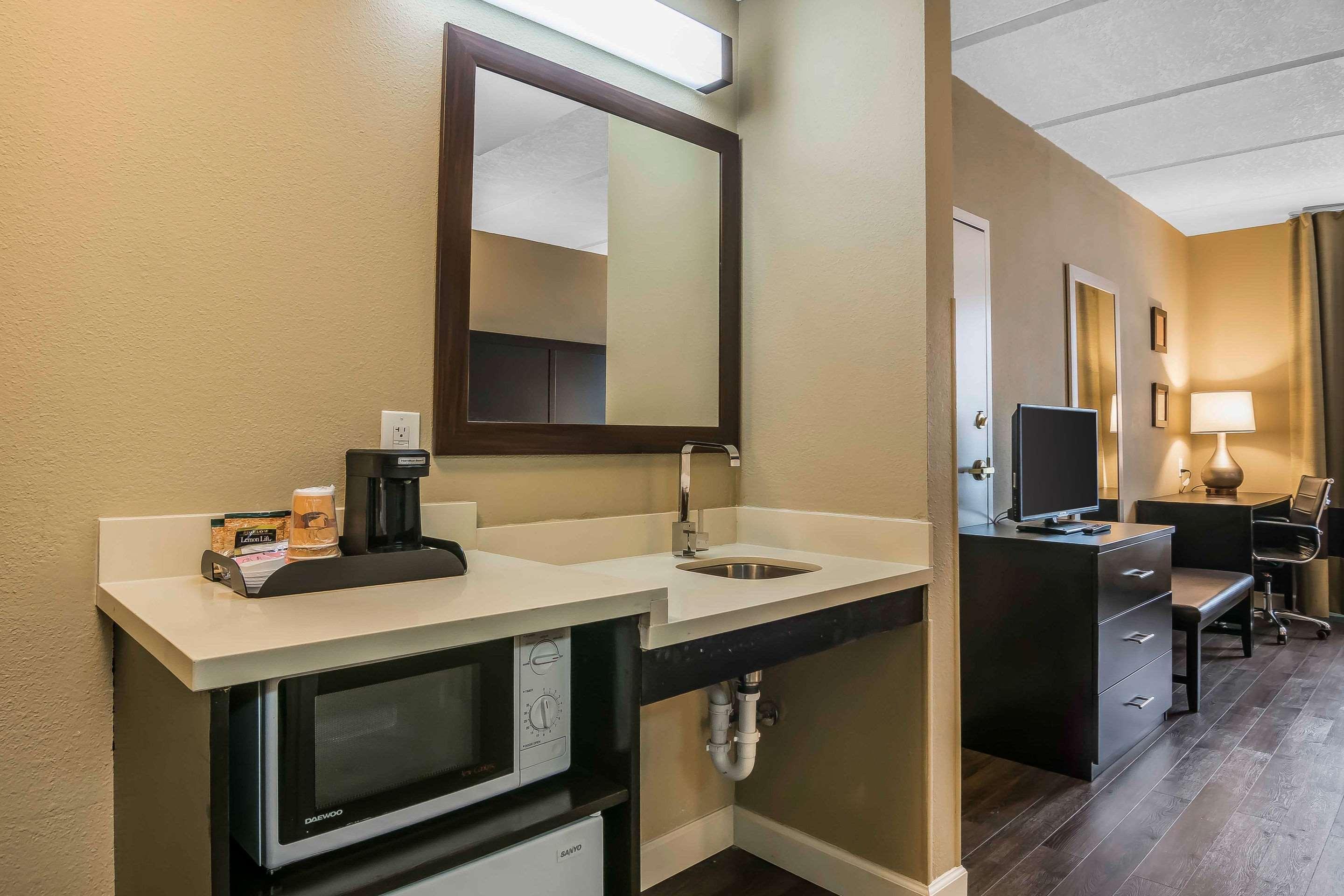 Comfort Inn & Suites Near Six Flags Lithia Springs Kültér fotó