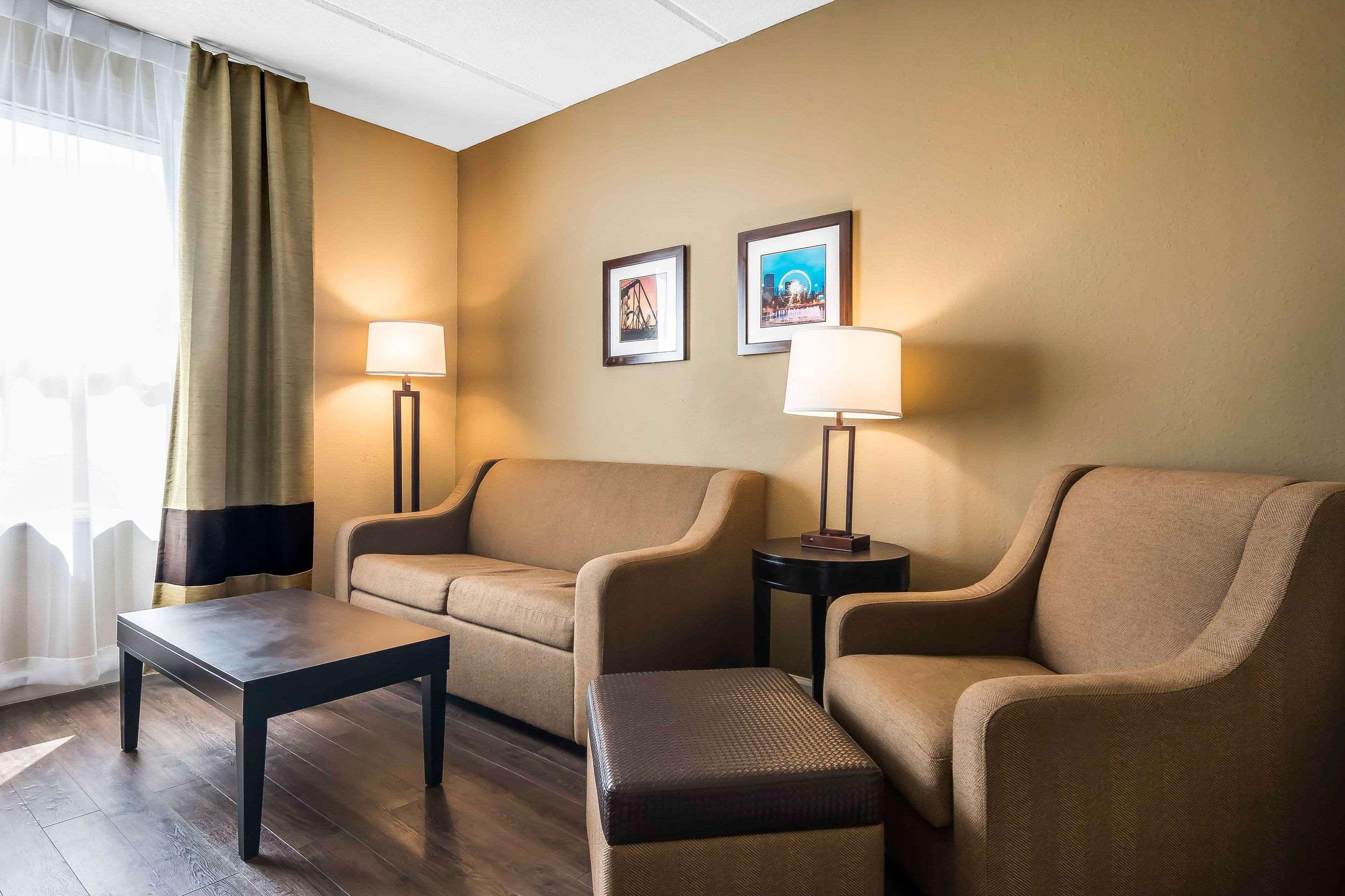 Comfort Inn & Suites Near Six Flags Lithia Springs Kültér fotó