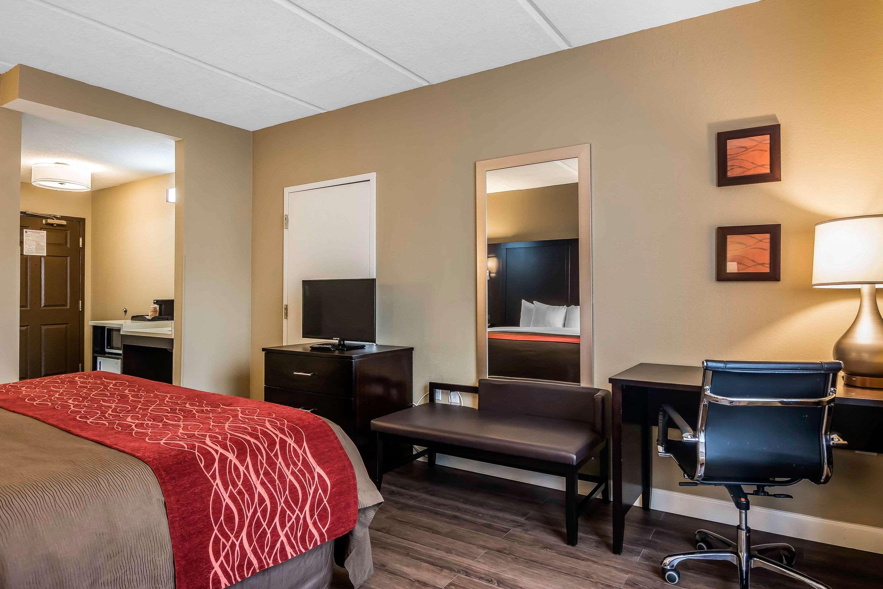 Comfort Inn & Suites Near Six Flags Lithia Springs Kültér fotó