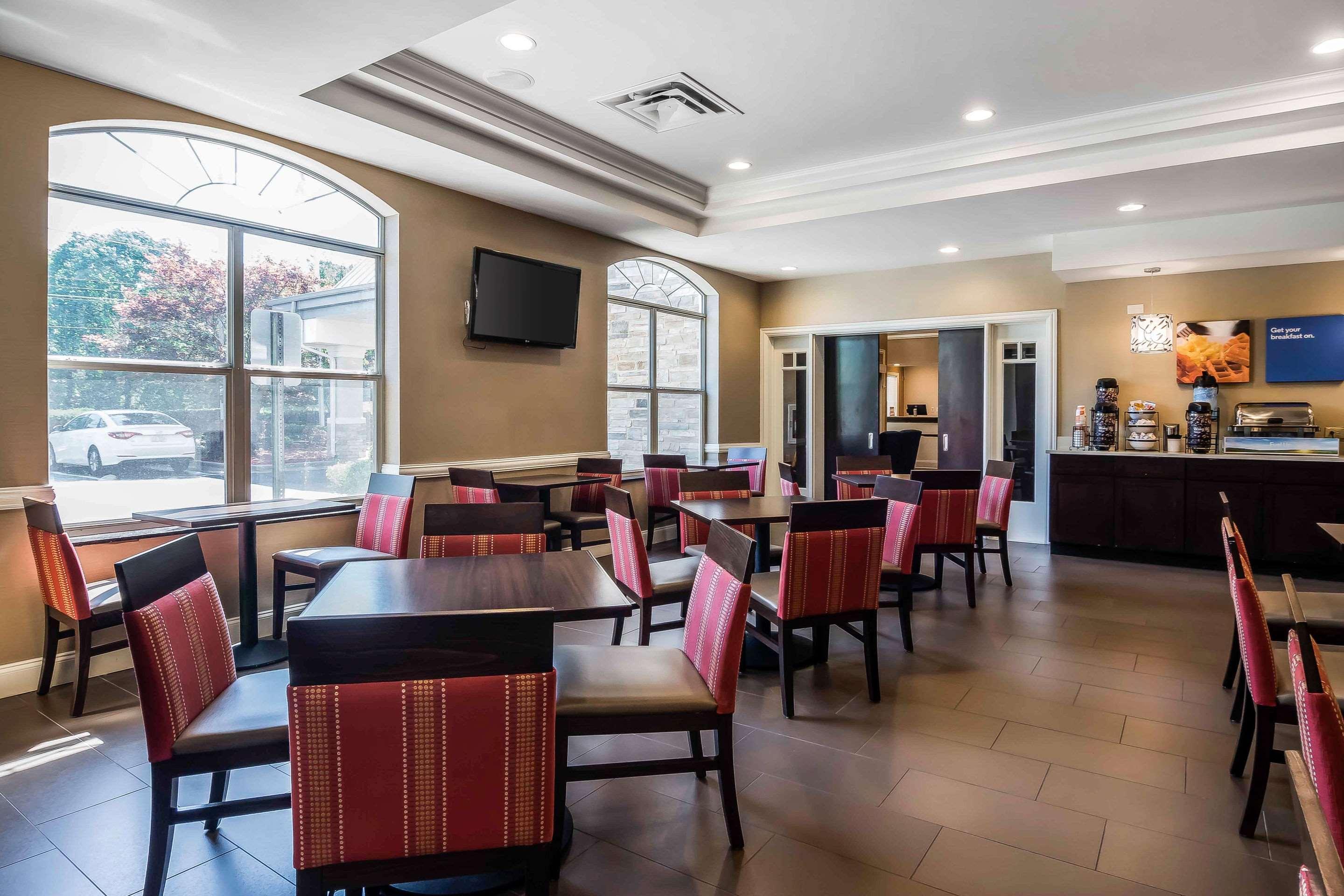 Comfort Inn & Suites Near Six Flags Lithia Springs Kültér fotó
