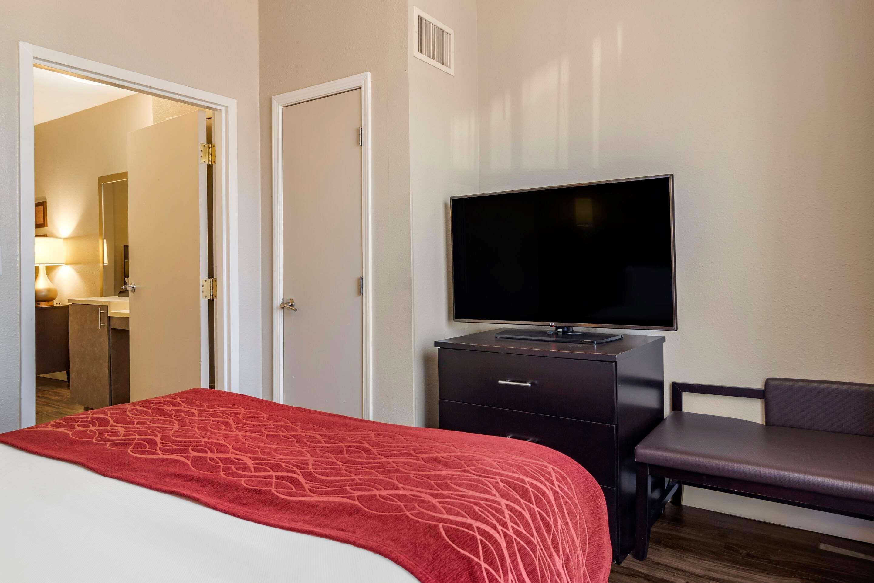 Comfort Inn & Suites Near Six Flags Lithia Springs Kültér fotó