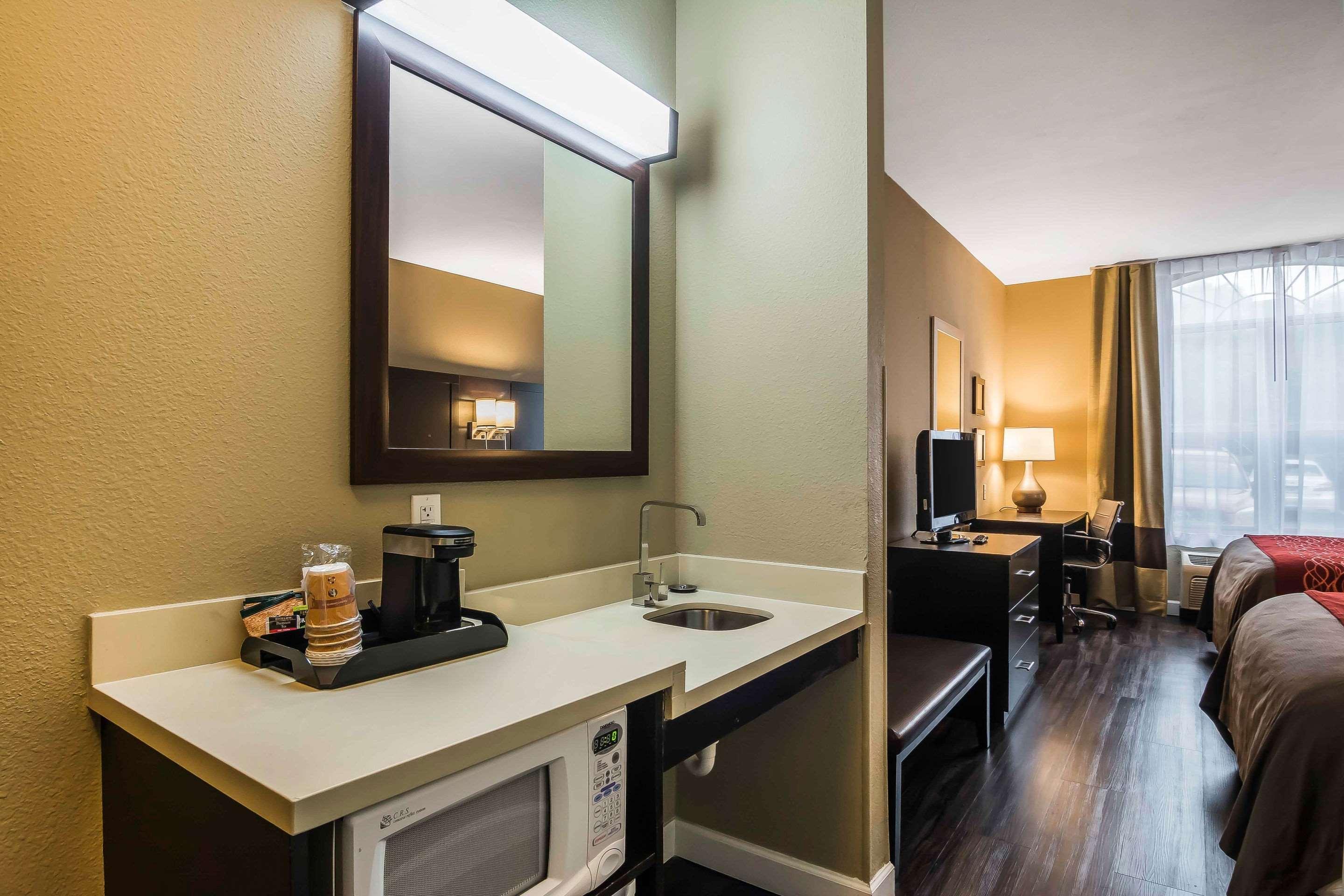 Comfort Inn & Suites Near Six Flags Lithia Springs Kültér fotó