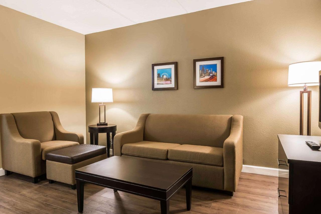 Comfort Inn & Suites Near Six Flags Lithia Springs Kültér fotó